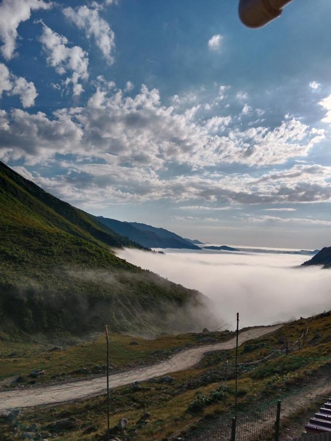 Avusor Mola Cafe Ve Pansiyon Camlihemsin Экстерьер фото