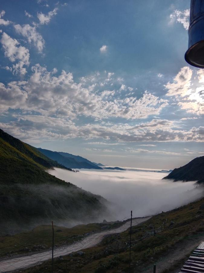 Avusor Mola Cafe Ve Pansiyon Camlihemsin Экстерьер фото